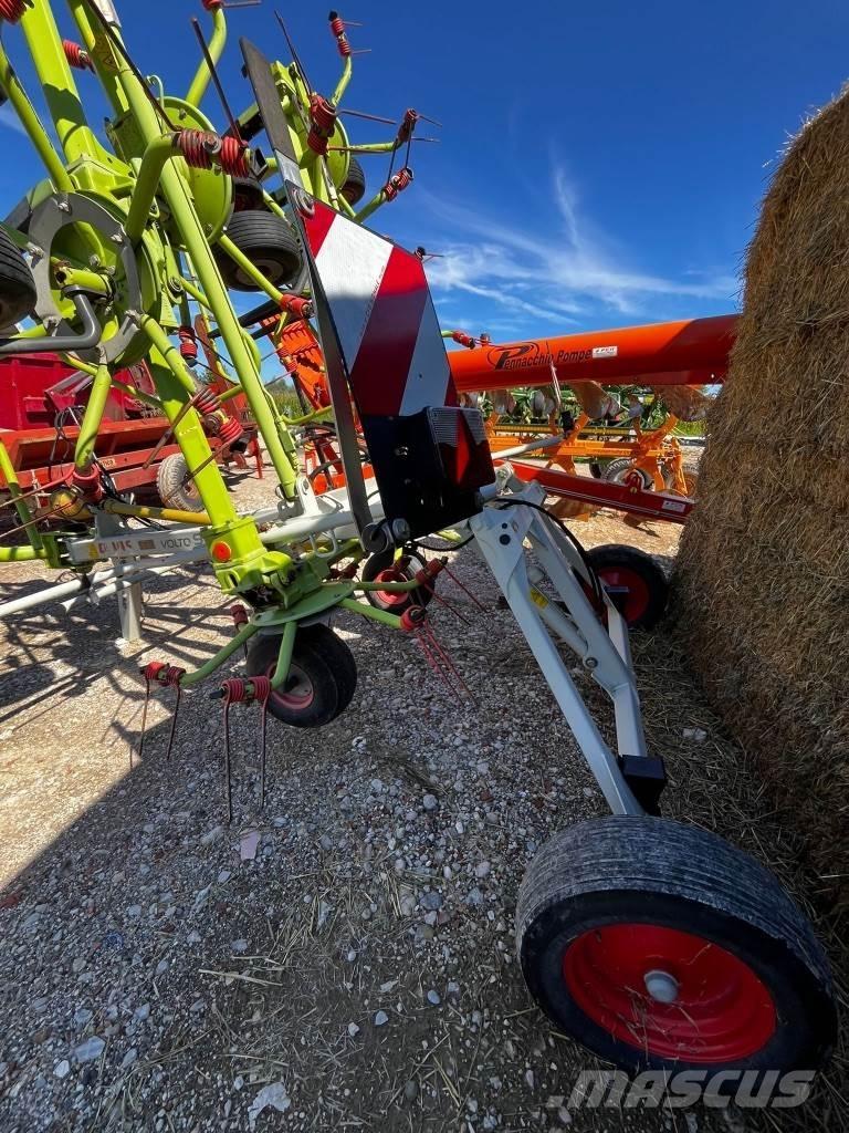 CLAAS Volto 900 T Obracače a zhrabovače sena