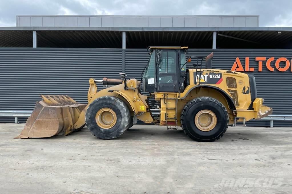 CAT 972M Kolesové nakladače