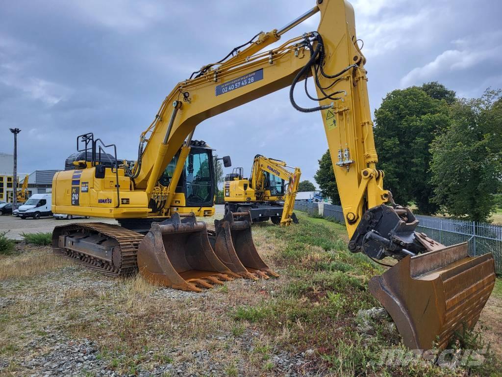 Komatsu PC210LC-11 Pásové rýpadlá