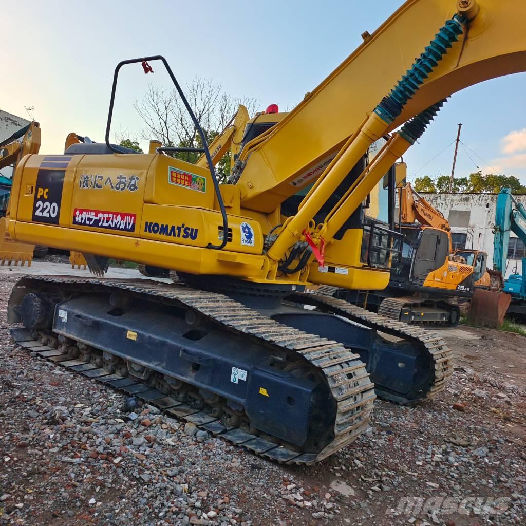 Komatsu PC 200 Pásové rýpadlá