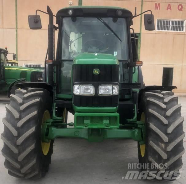 John Deere 6330 Traktory