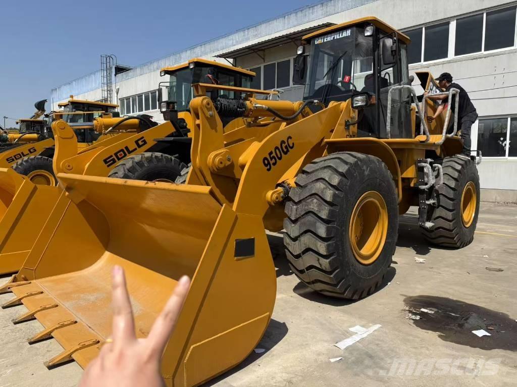 CAT 950 GC Kolesové nakladače