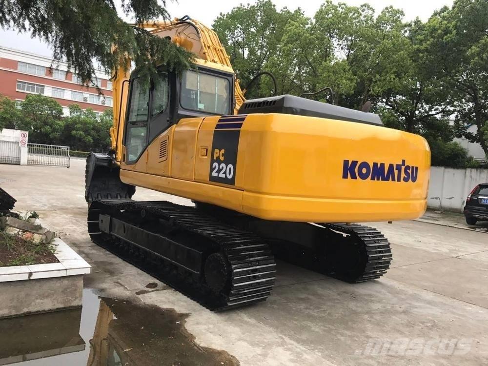 Komatsu pc220-7 Pásové rýpadlá