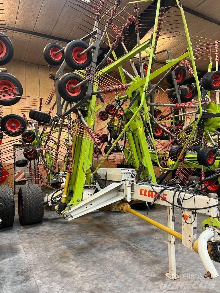 CLAAS LINER 3500 HHV Obracače a zhrabovače sena
