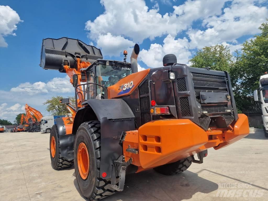 Hitachi ZW 310-6 Kolesové nakladače