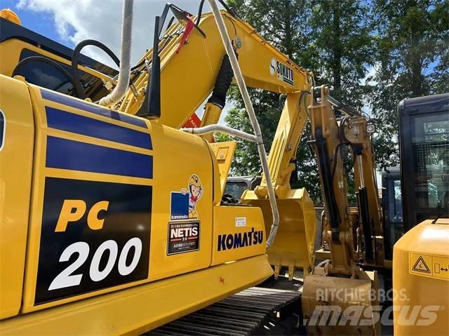 Komatsu PC 200-8 Pásové rýpadlá