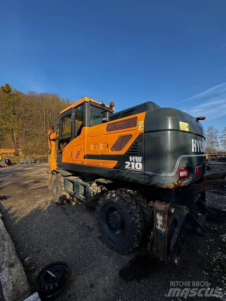 Hyundai HW 210 Kolesové rýpadlá