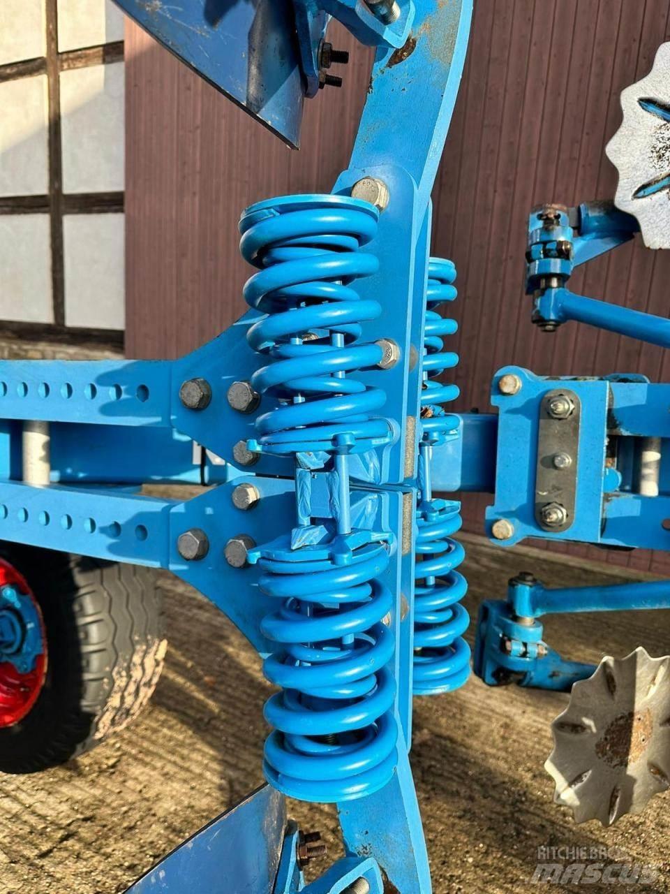Lemken Europal 8 Dvojstranné pluhy