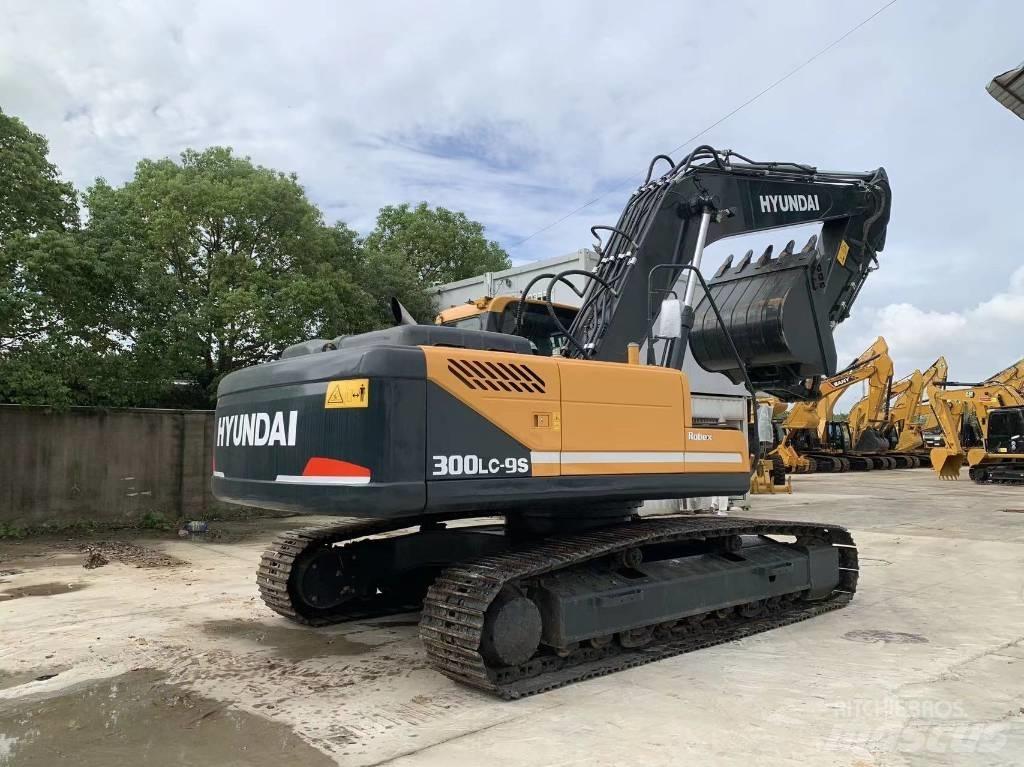 Hyundai R300LC-9S Pásové rýpadlá