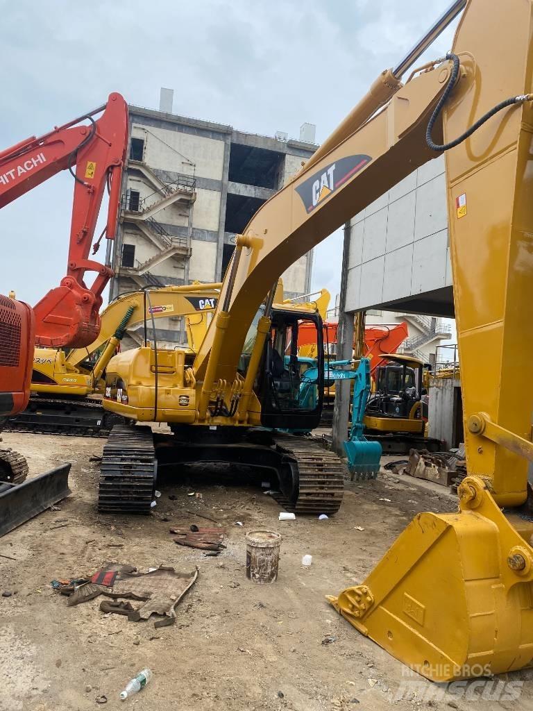 CAT 320 C L Pásové rýpadlá