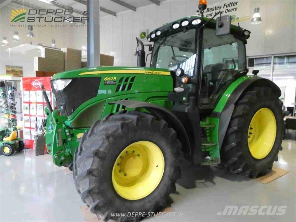 John Deere 6140R Traktory