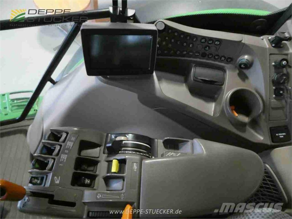 John Deere 6140R Traktory