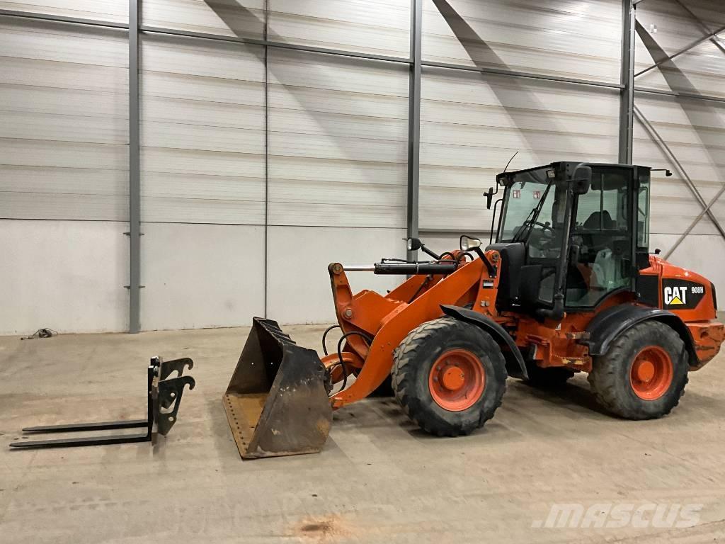 CAT 908 H Kolesové nakladače