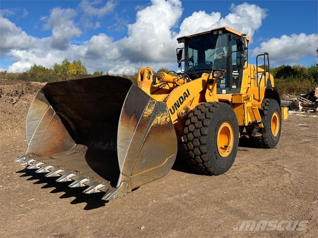 Hyundai HL 960 4X4 Stavebníctvo - ostatné