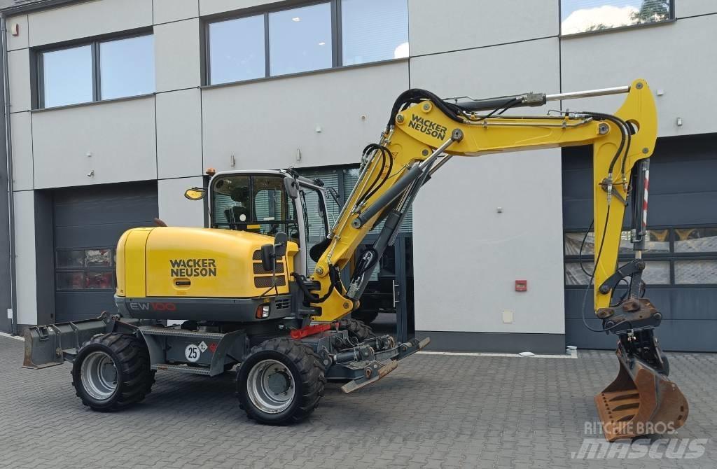 Wacker Neuson EW 100 Kolesové rýpadlá