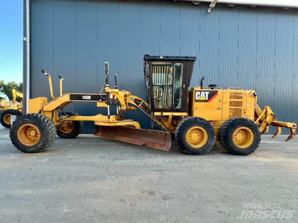 CAT 140K Grejdery