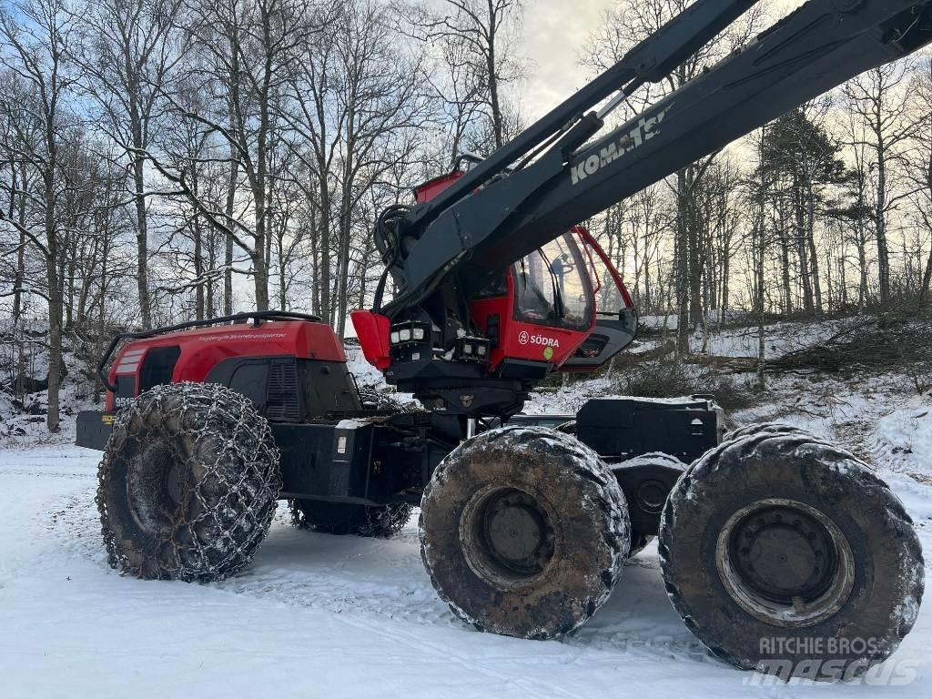 Komatsu 951 Harvestory