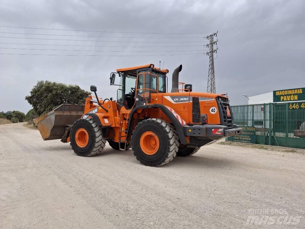 Doosan DL 300-5 Kolesové nakladače