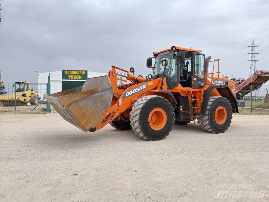Doosan DL 300-5 Kolesové nakladače