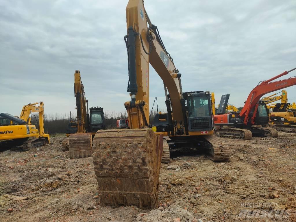 CAT 326D Pásové rýpadlá