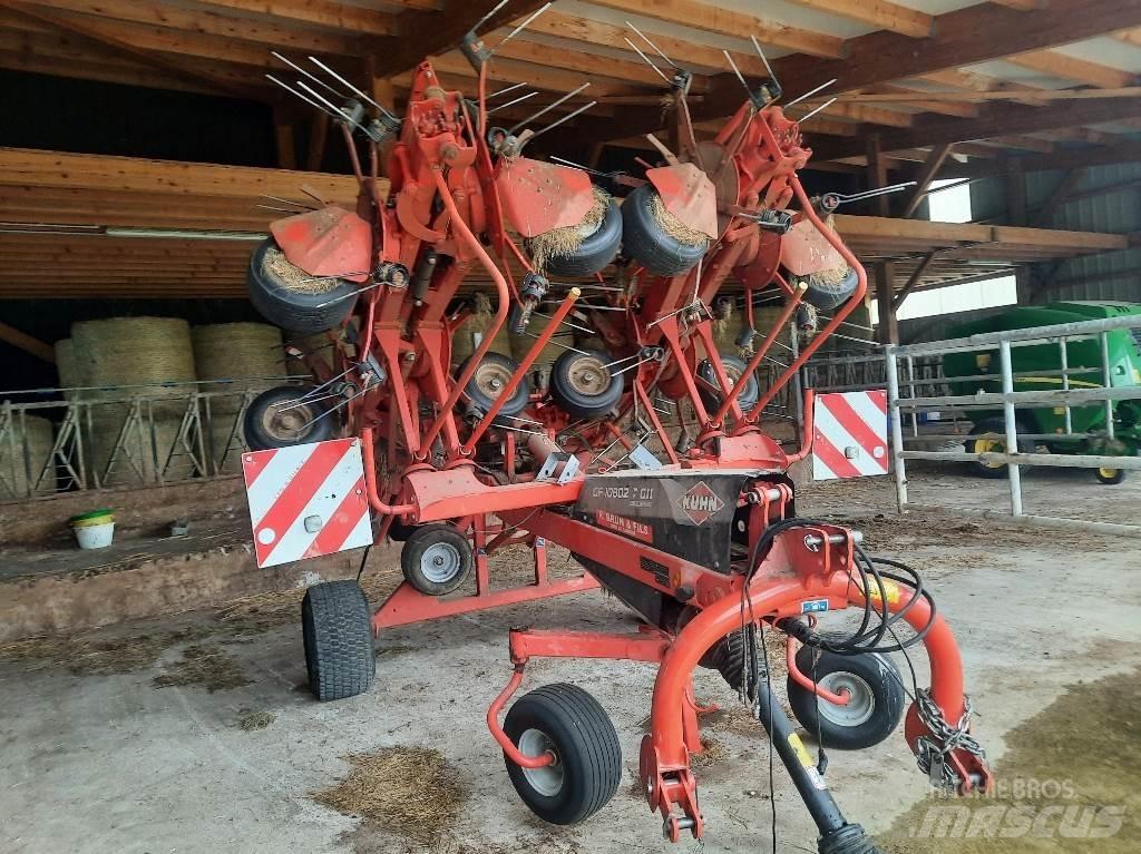 Kuhn Gf10802 tg2 Obracače a zhrabovače sena