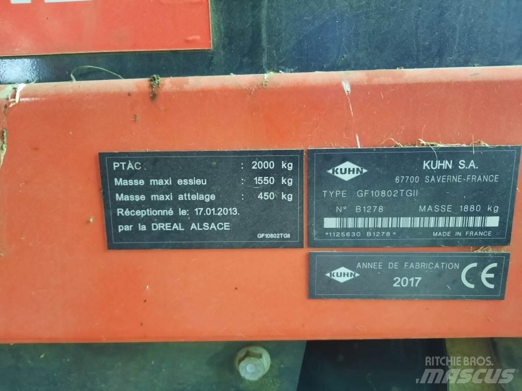 Kuhn Gf10802 tg2 Obracače a zhrabovače sena