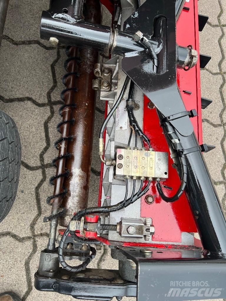 Toro Reelmaster3100D Kosačky so stojacou obsluhou