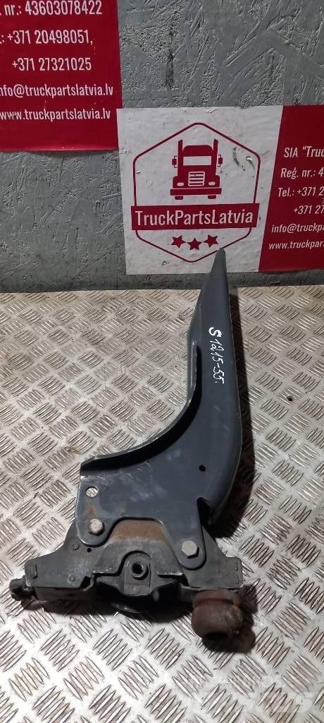 Scania R 440  1491019 Kabíny a interiér
