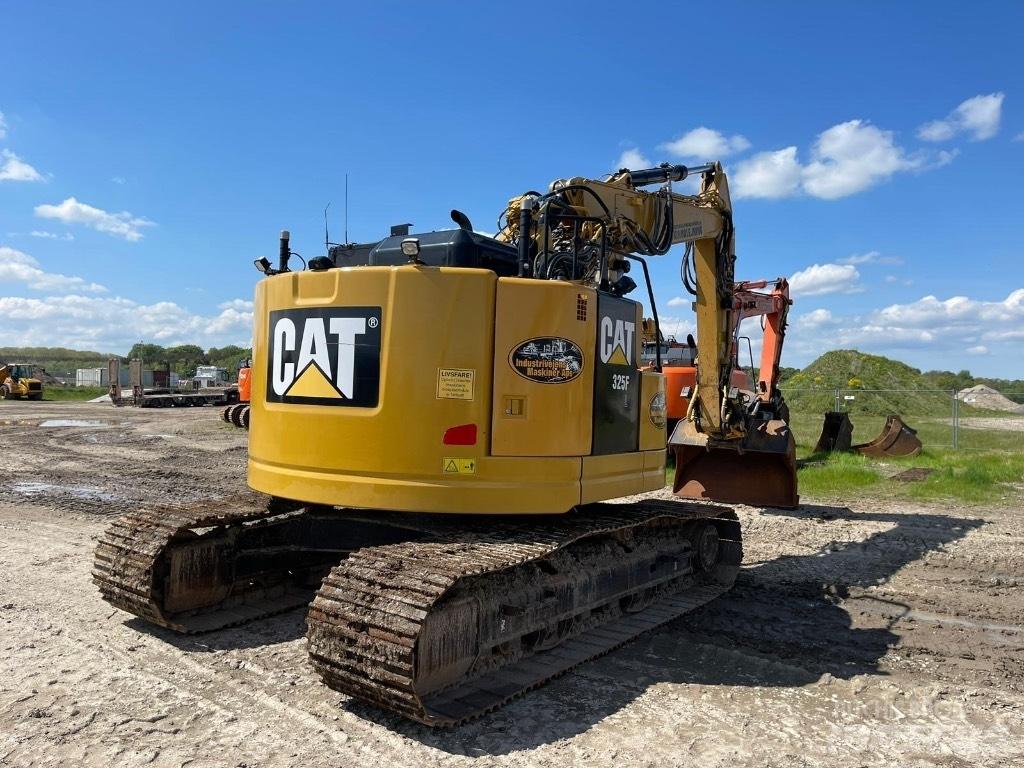 CAT 325 F Pásové rýpadlá