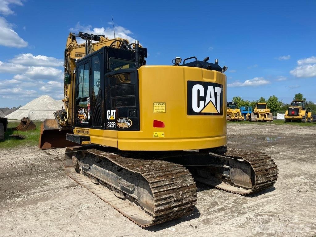 CAT 325 F Pásové rýpadlá