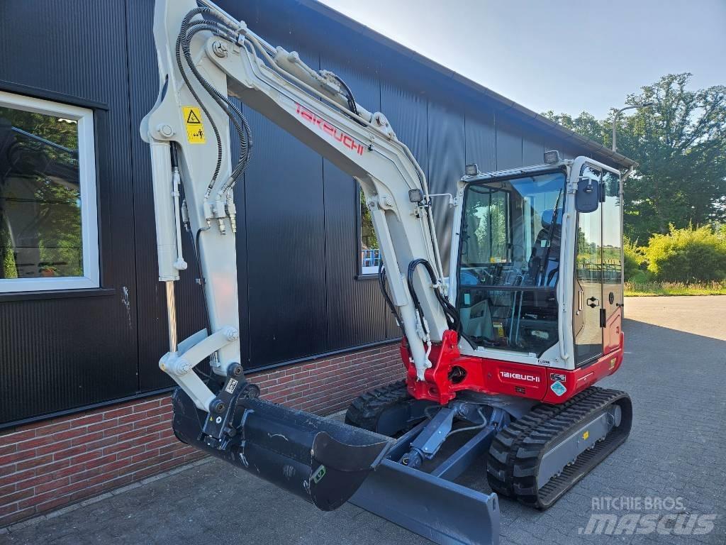 Takeuchi TB 240 Mini rýpadlá < 7t