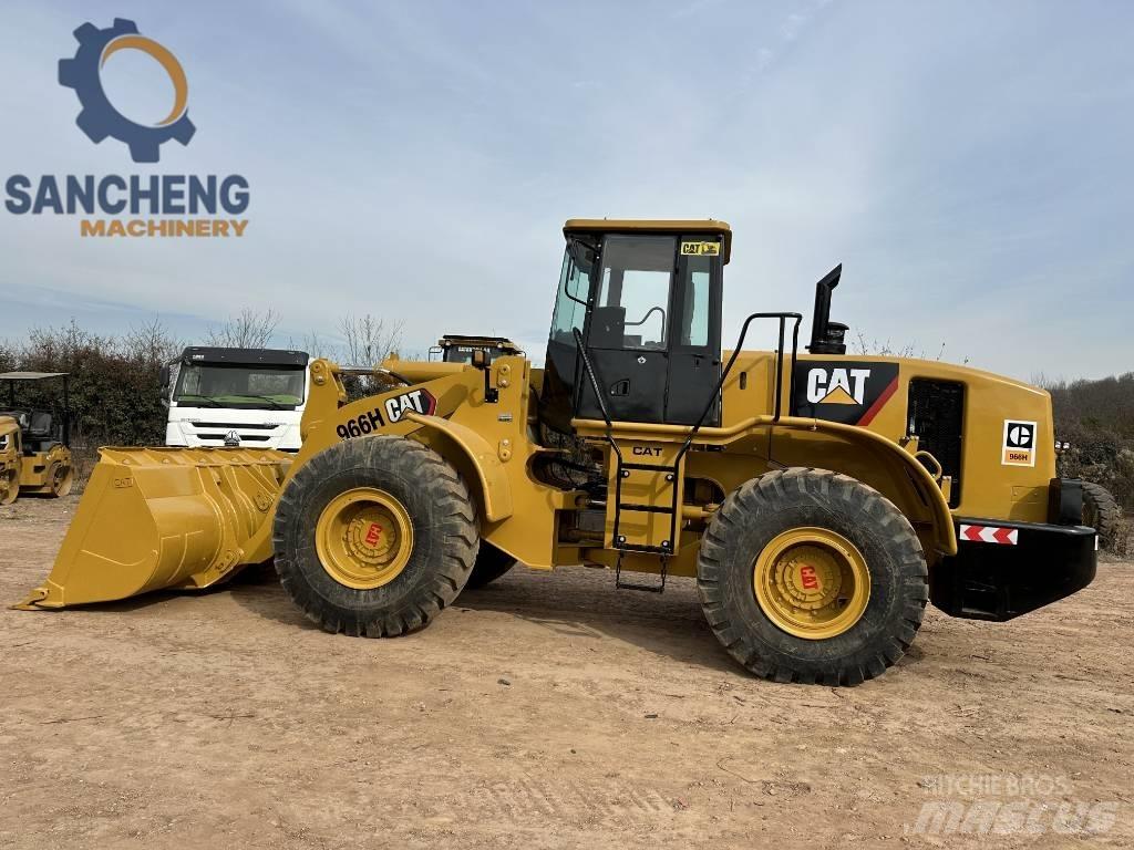 CAT 966H Kolesové nakladače