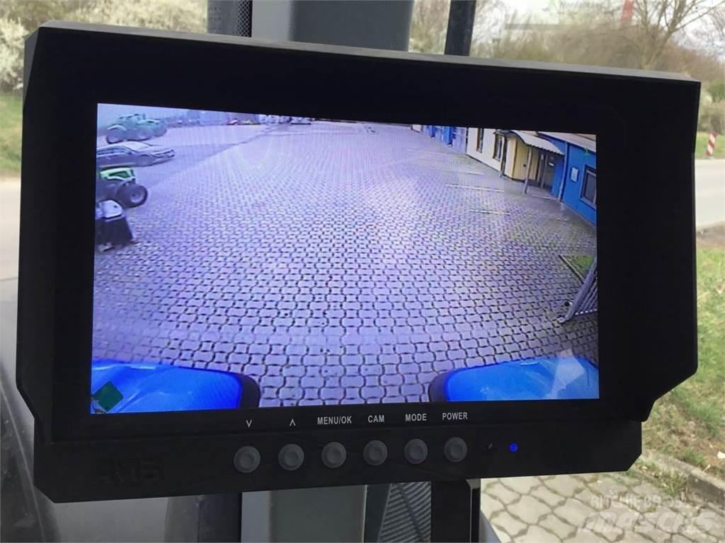 New Holland T7.275 Traktory