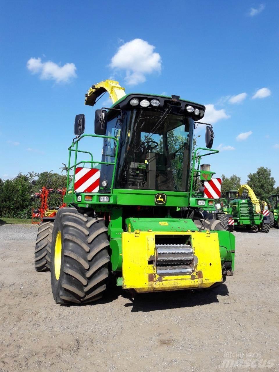 John Deere 7350 Samochodné kosačky