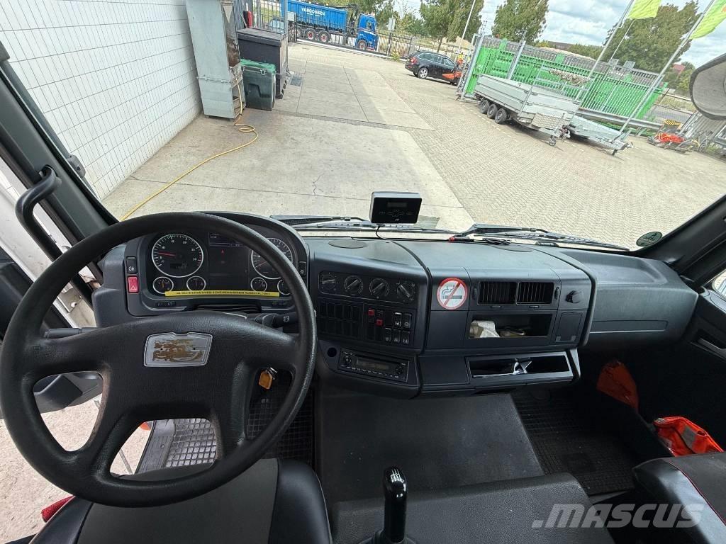 Palfinger P 300 KS Autoplošiny