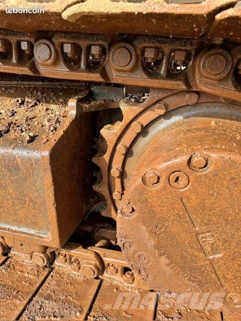 Komatsu PC 210 Pásové rýpadlá