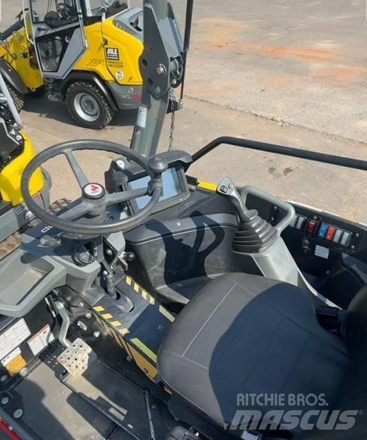 Wacker Neuson DV 60 Stavebné sklápače