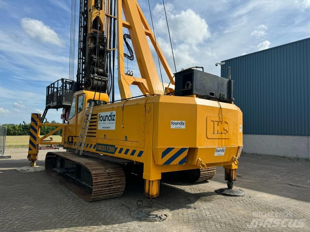  Fundex F2800 Pilierovej žeriav