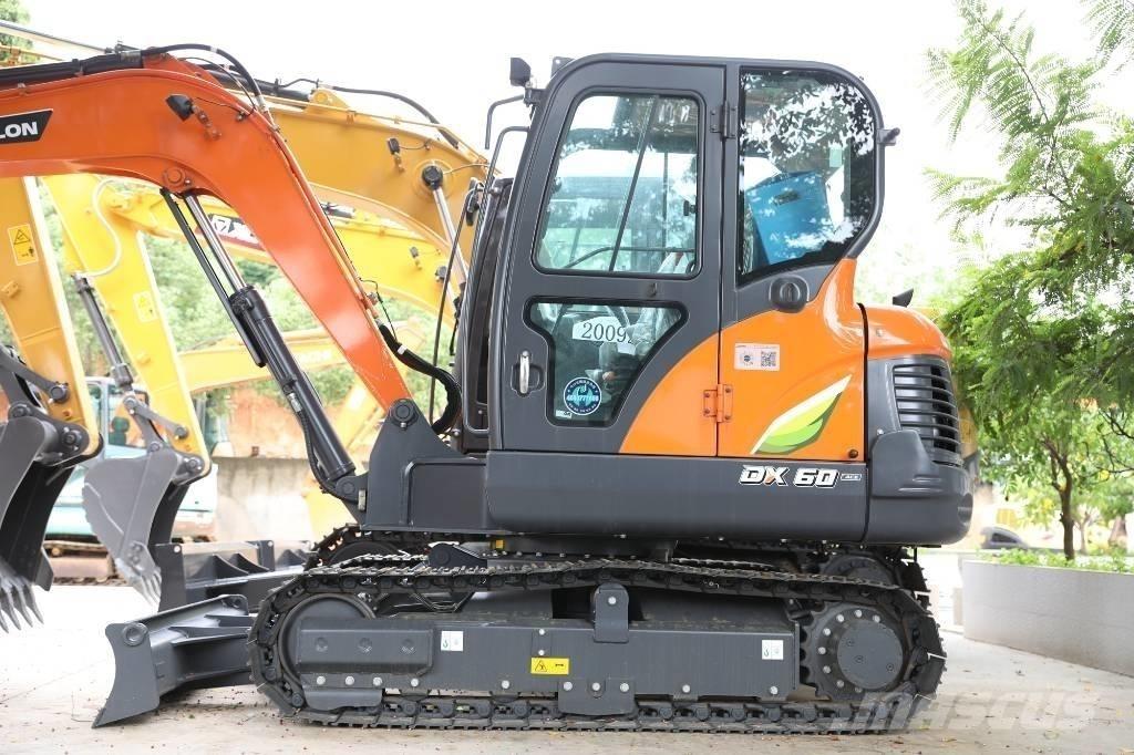 Develon DX 60 E-10 N Kolesové rýpadlá