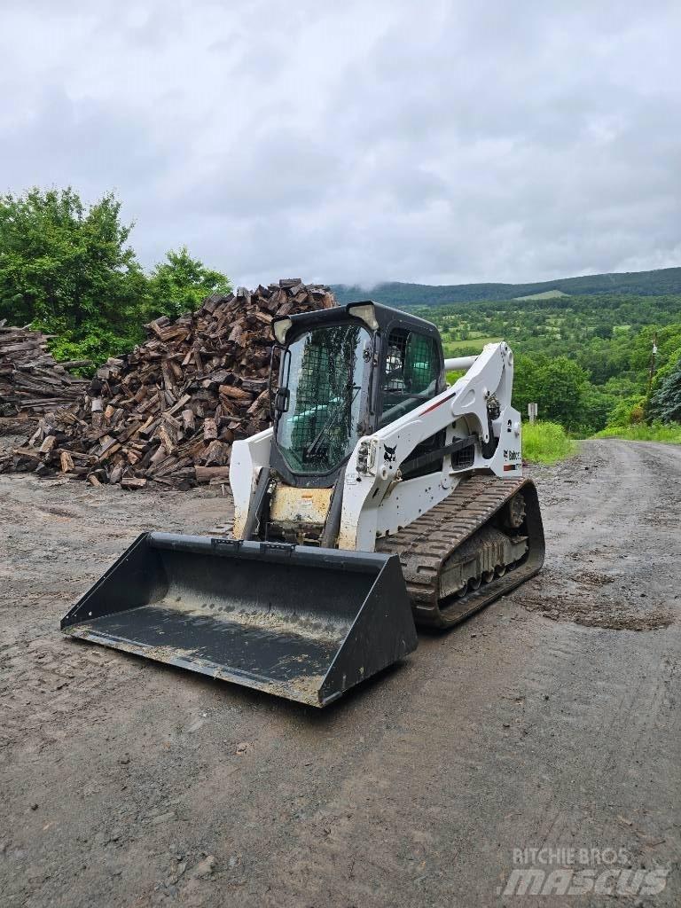 Baark T 770 Šmykom riadené nakladače