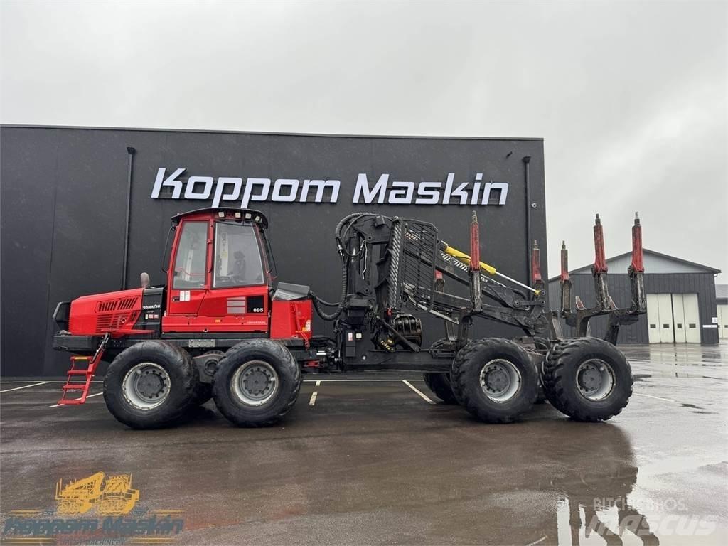 Komatsu 895 Lesné traktory