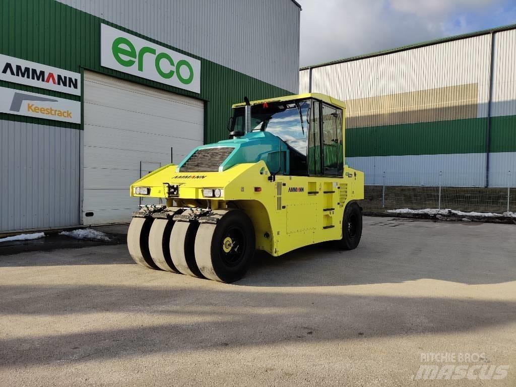 Ammann ART 240 Pneumatikové valce