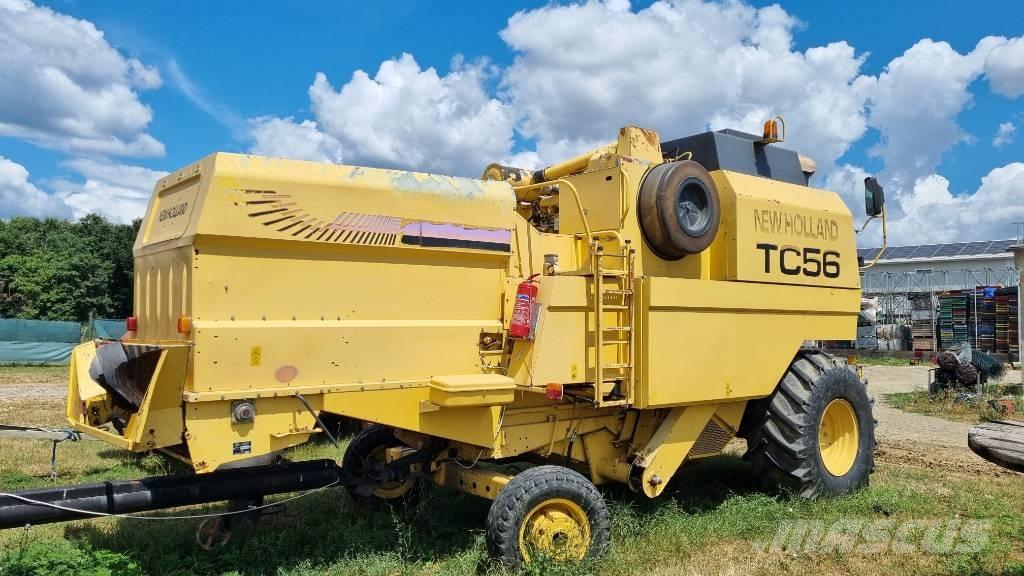 New Holland TC 56 Kombinované zberacie stroje