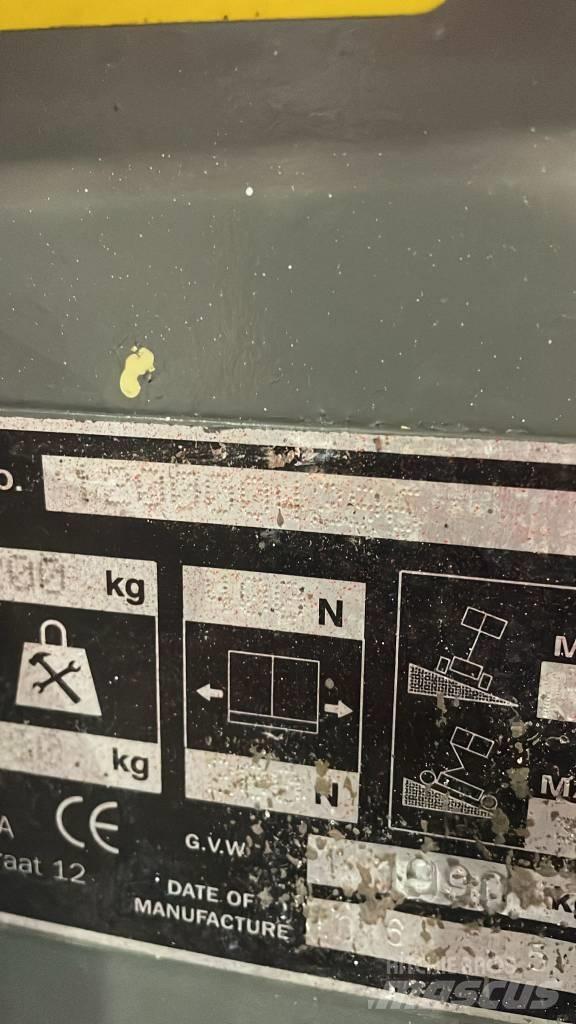 JLG 2030 ES Nožnicové zdvíhacie plošiny