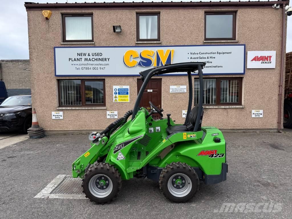 Avant 423 Viacúčelové nakladače