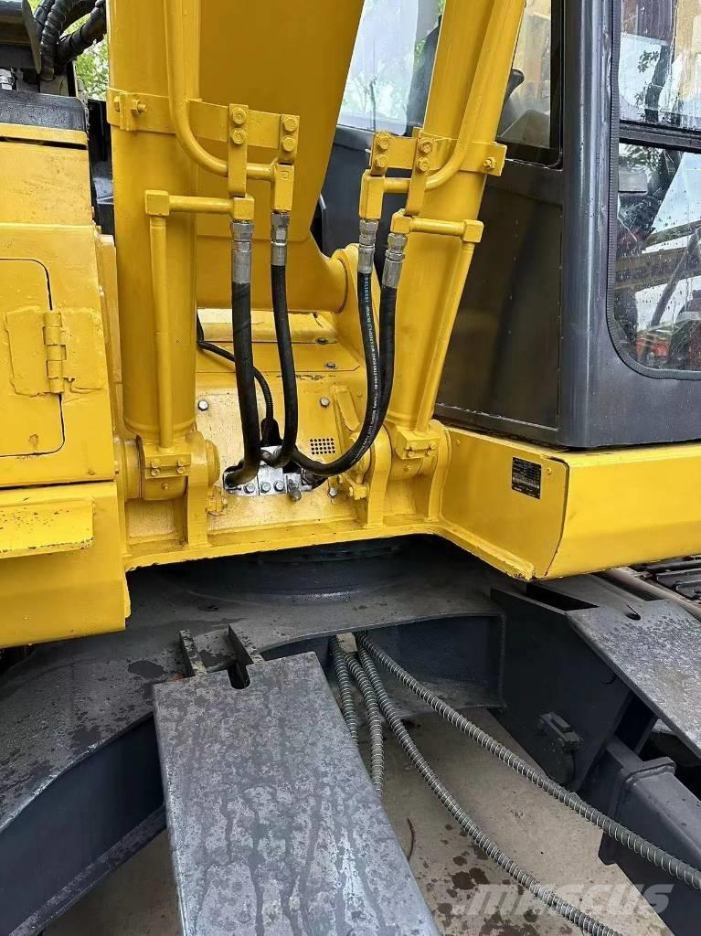 Komatsu PC 128US-2EO Pásové rýpadlá