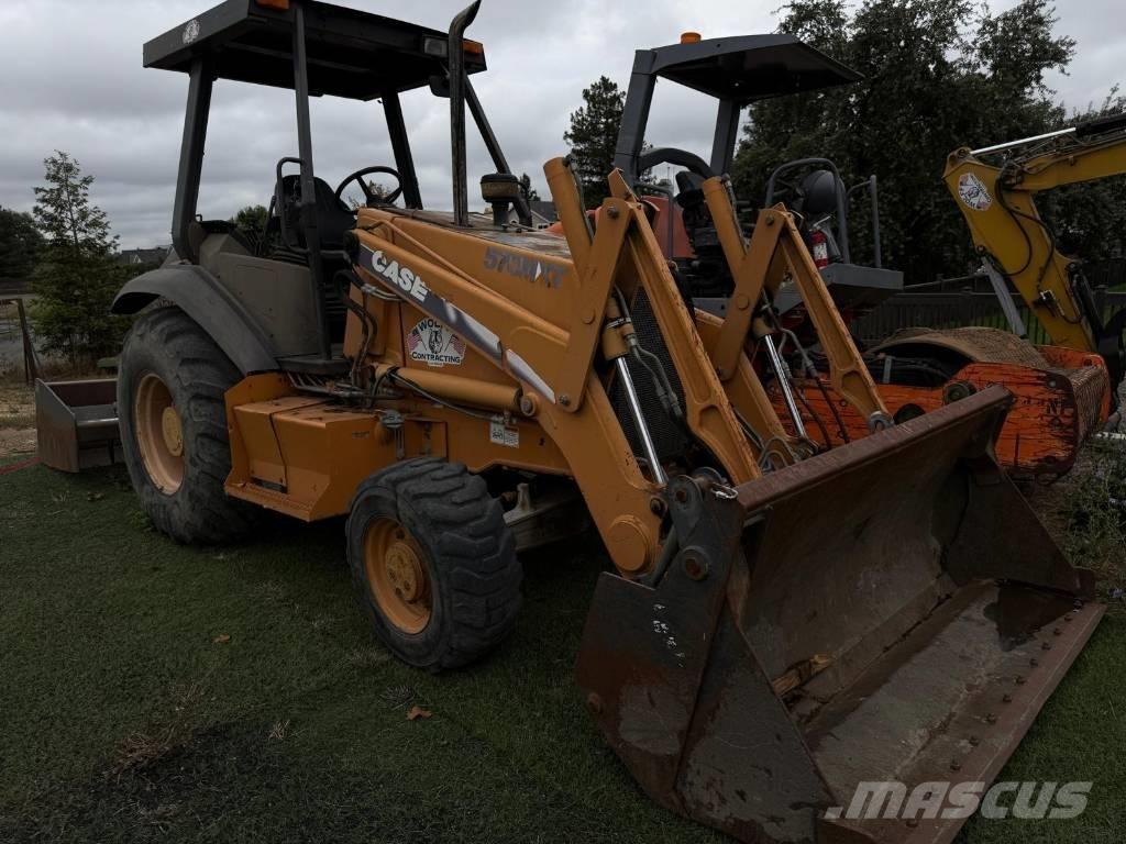 CASE 570 M XT Kolesové nakladače