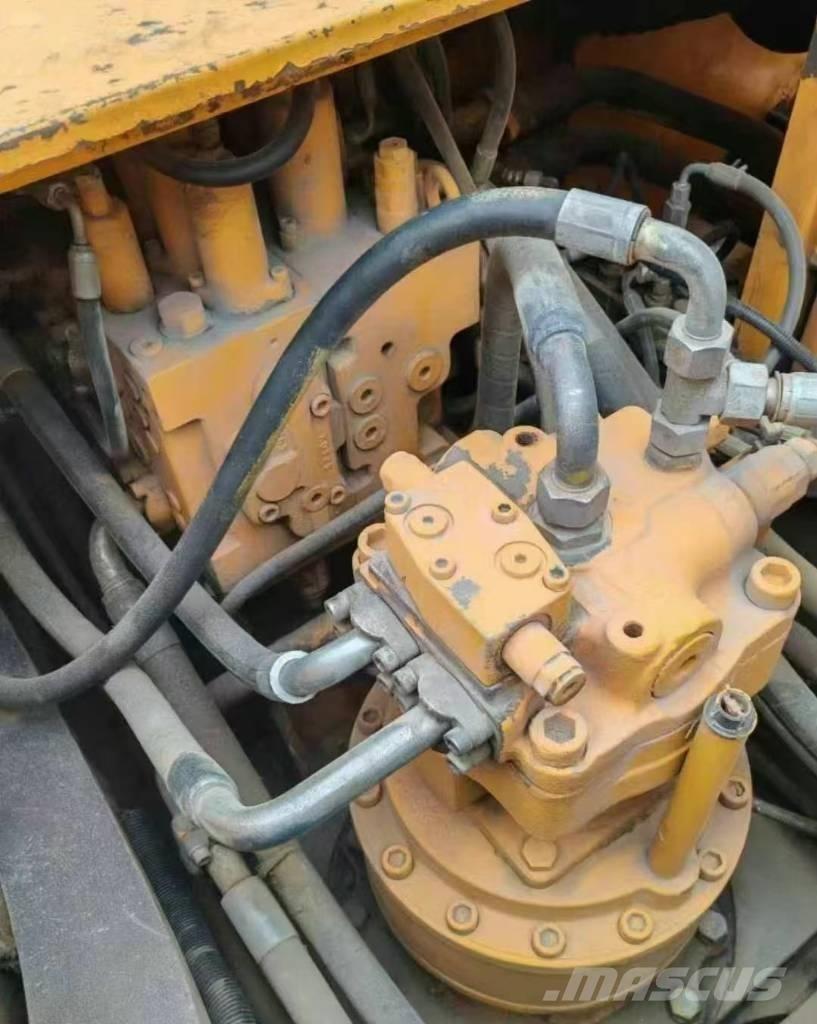 Sany SY 215 C Pásové rýpadlá