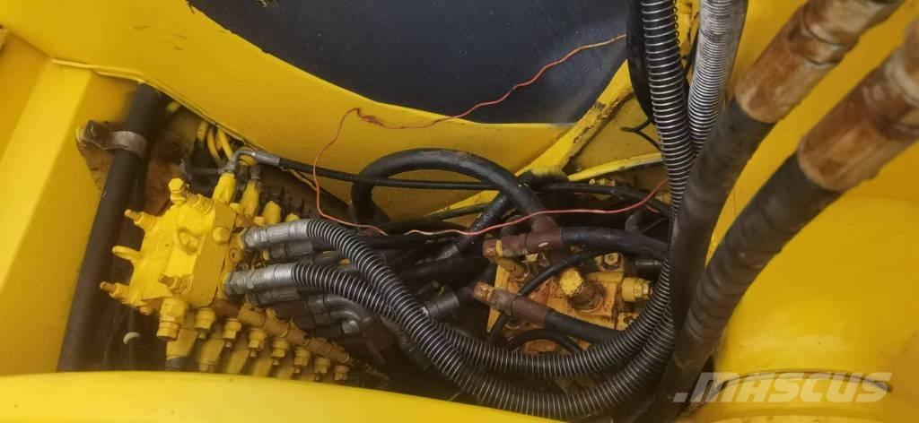 Komatsu PC 60-7 Pásové rýpadlá