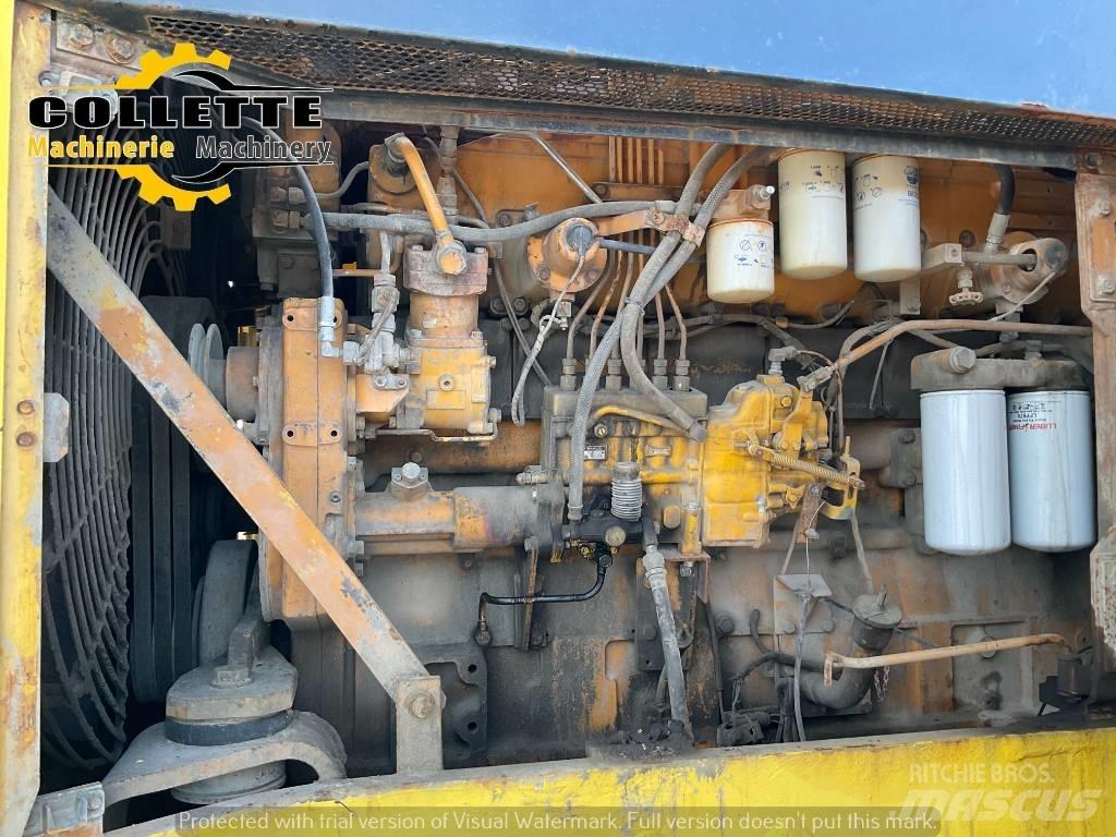 Komatsu WA 600-1 Kolesové nakladače